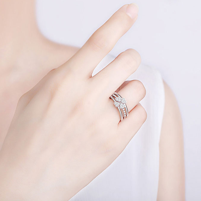 Light Gray Clover Ring Set (adjustable size)